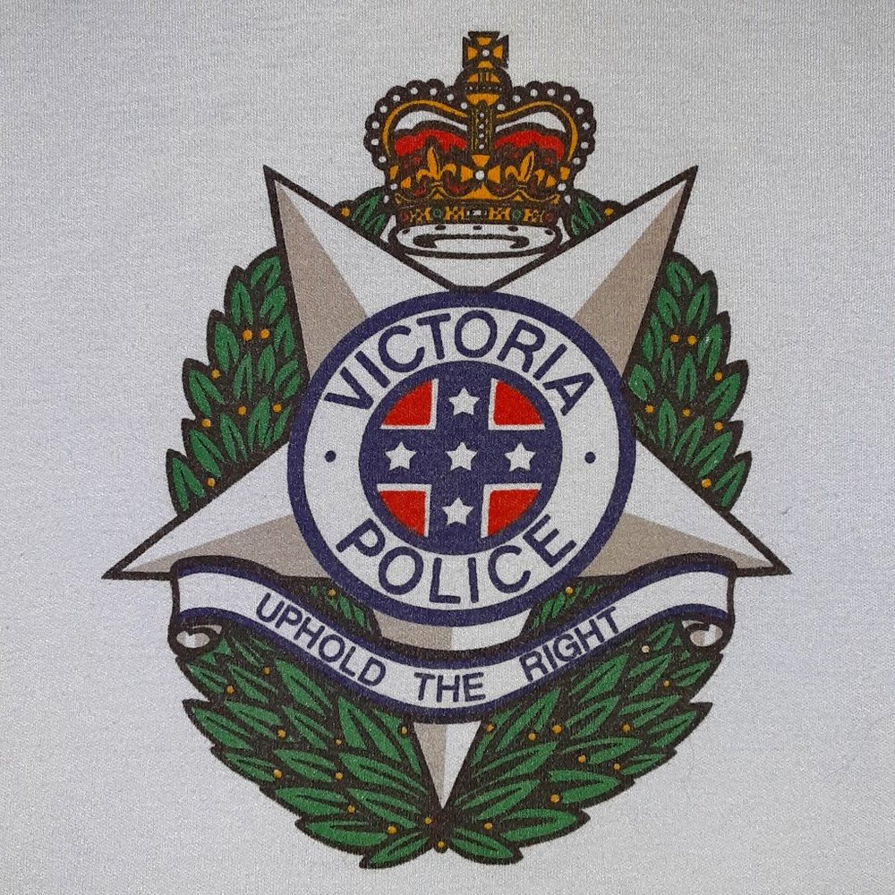 Victoria, Melbourne, Australia Police * Lt Blue * 1980 Vintage T-Shirt * Medium